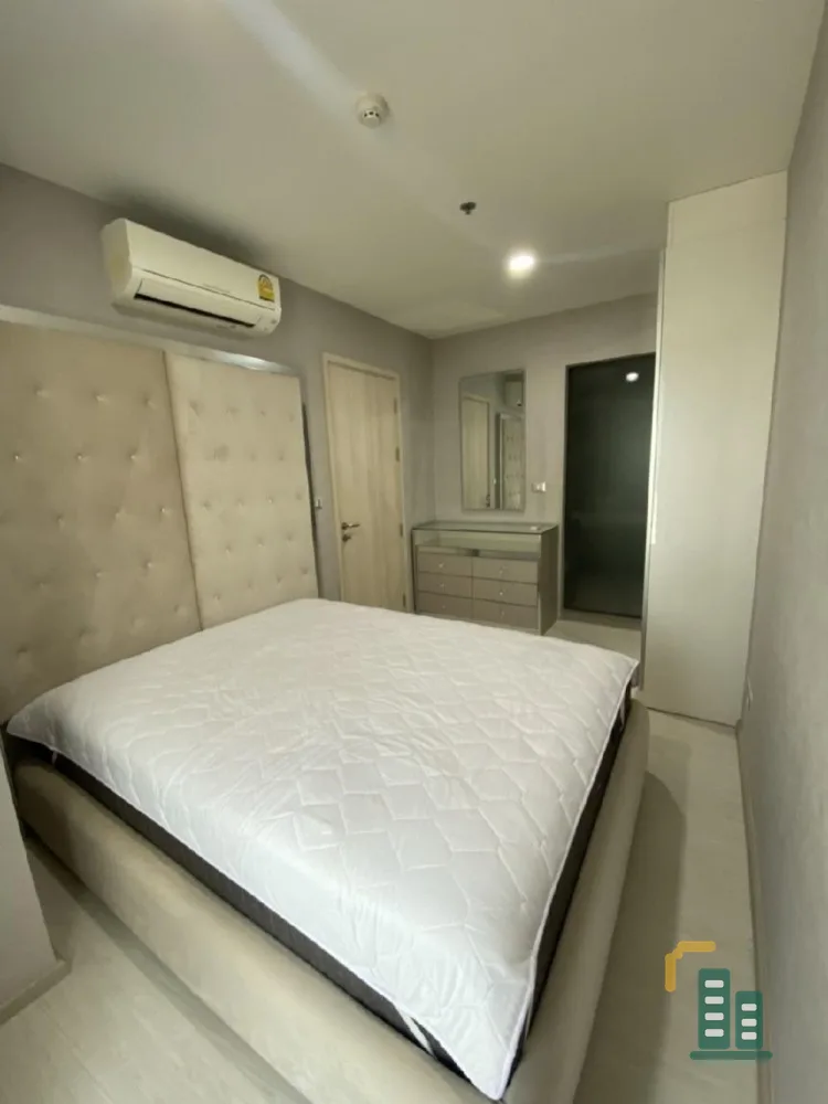 Condo for sale: Rhythm Sukhumvit 42 decorated in minimalist style. Full facilities, book now.