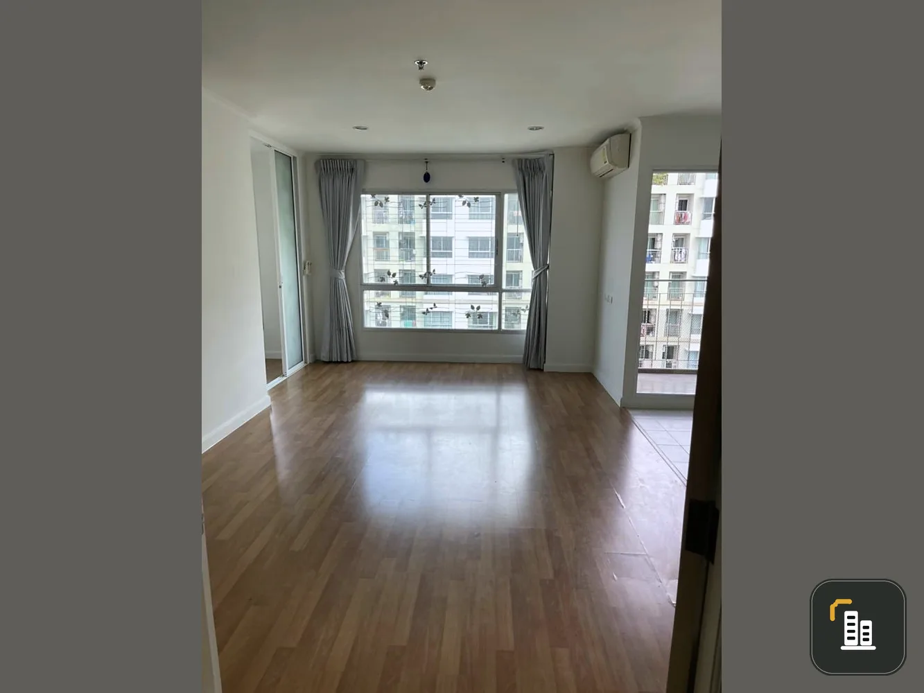 Condo for sale, Lumpini Park Riverside Rama 3, nice, complete set of facilities, high view, book now.
