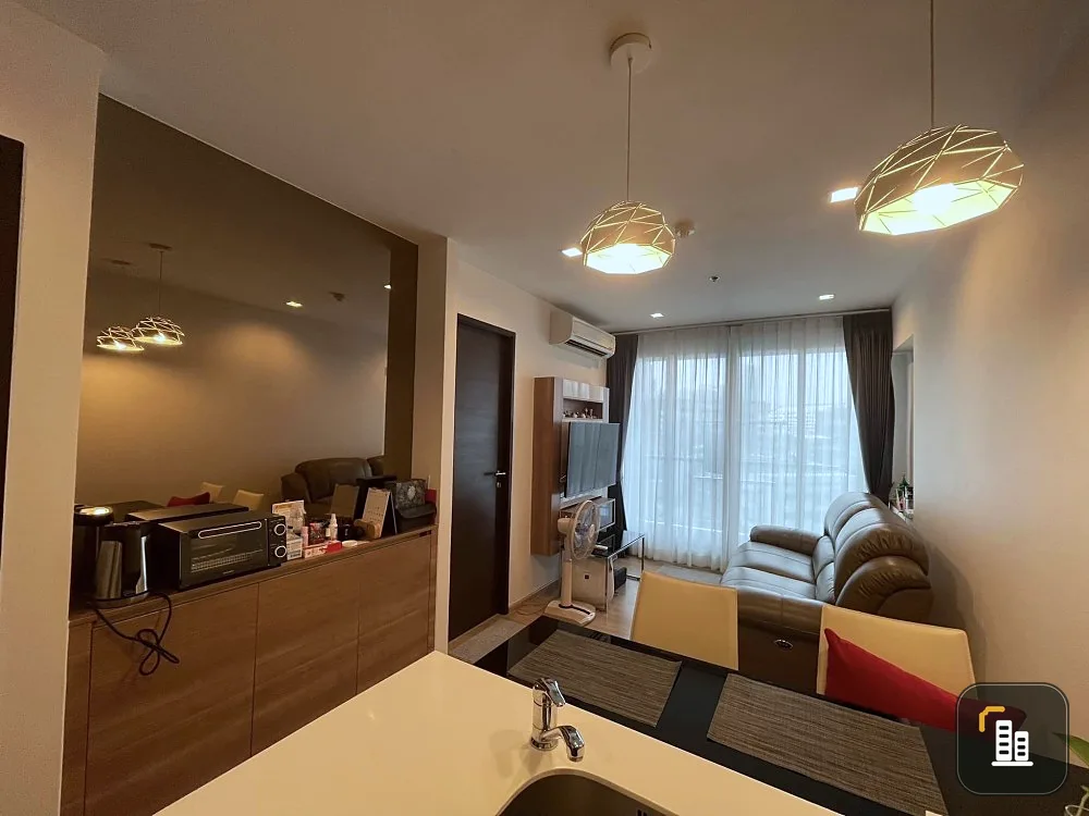 Condo for sale, Rhythm Sathorn Narathiwas, nice room, proportional, high floor, beautiful view, good price, great like this, book now.
