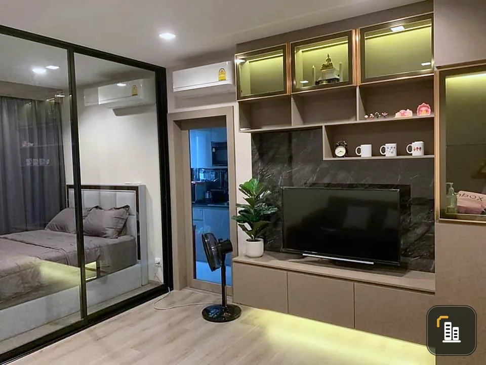 Condo for rent, The Politan Rive, good looking room, fully furnished, built-in, ready to see a beautiful view, book now.