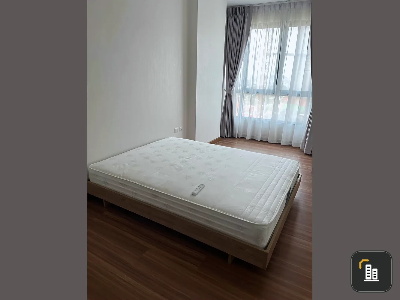 For sale/rent: Supalai Premier Condo, fully furnished with appliances, ready to move in. Urgent.