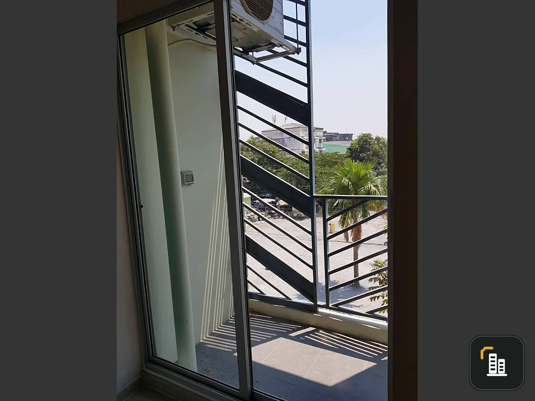 Keep thinking, be careful that you will miss the good stuff. Selling The Privacy Ladprao Sena, next to Lat Phrao Road, Wang Hin. Hurry up at this price!!