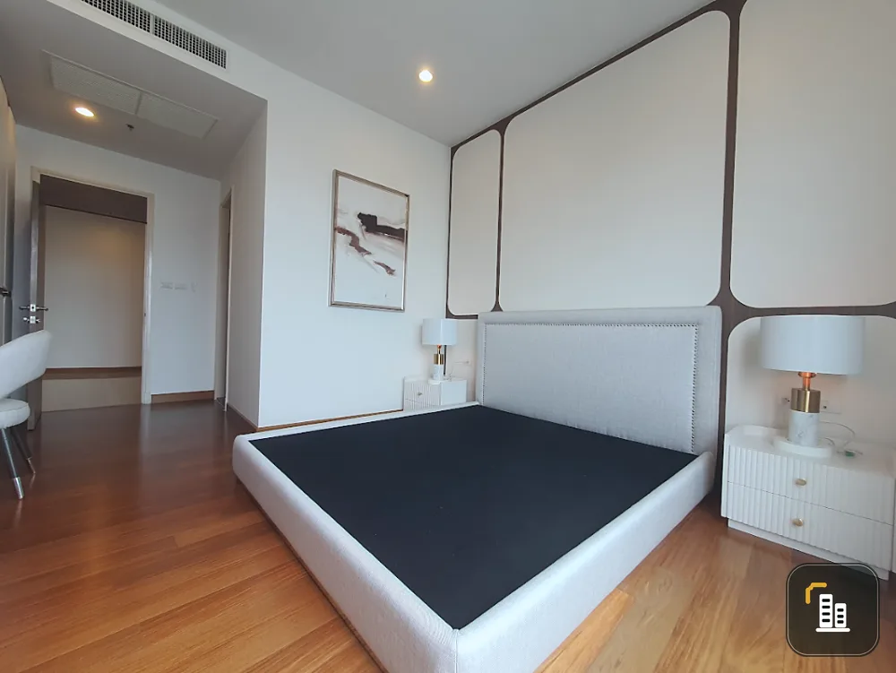 Condo for rent, Supalai Prima Riva, very high floor, nothing blocking the view, spacious room, comfortable, hurry.