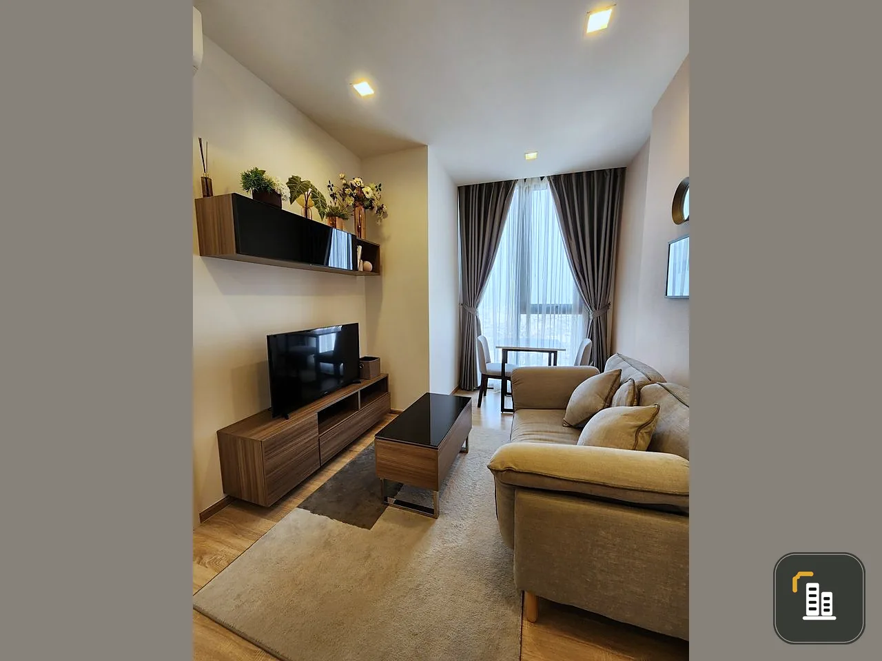 Condo for rent, The Line Phahon-Pradiphat, nice room, modern style, wide size, high floor, good price, hurry to book
