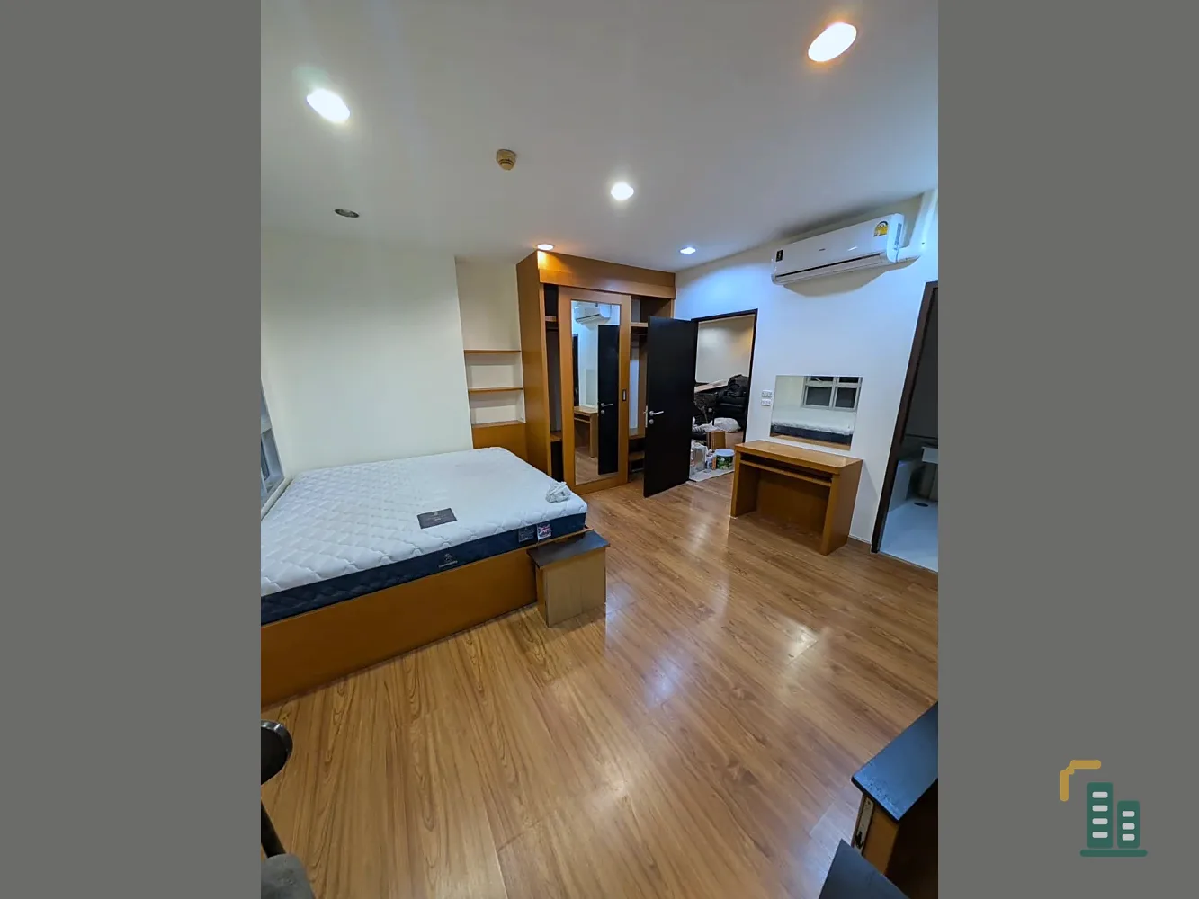 Condo for rent, The Address Sukhumvit 42, pool view, corner room, fully furnished, very beautiful room, ready to move in