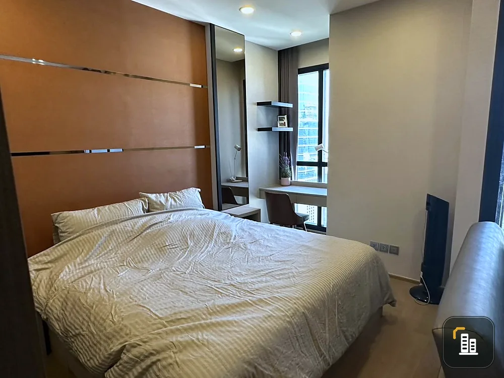 Ashton Chula-Silom condo for sale, nice decorated room With a good built-in, great value, you must not miss it.