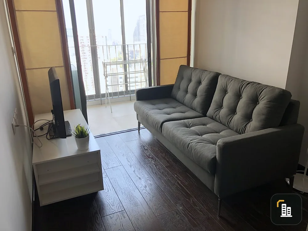 For rent!! Condo Ideo Q Phayathai, Room No. 138/378, perfectly decorated, very inviting. If you don't reserve, you will miss it, hurry up!!