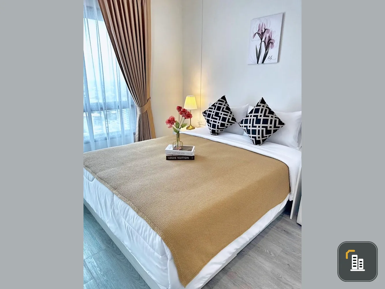 Condo for rent, Rich Park Triple Station, nice room, good size, fully furnished, high floor, good price, don't miss it