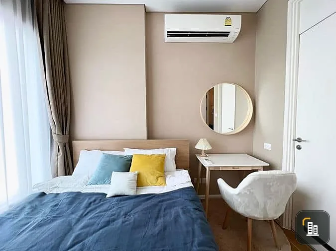 For rent, The Saint Residences, 33rd floor, Chatuchak garden view, beautiful room, inviting, hurry to book, don't wait.