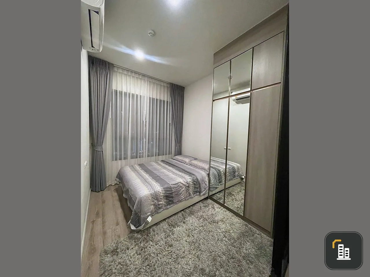 For sale, rent, Knightsbridge Prime Ratchayothin, corner room, high floor, good built-in furniture. You must reserve this.