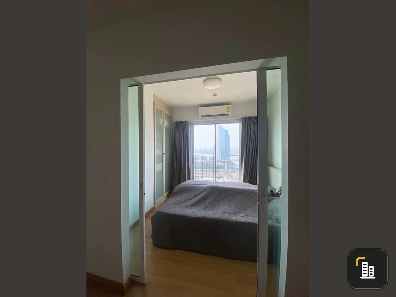 Condo for sale Chapter One Modern Dutch decorated complete electrical appliances You can carry your bag and move in.