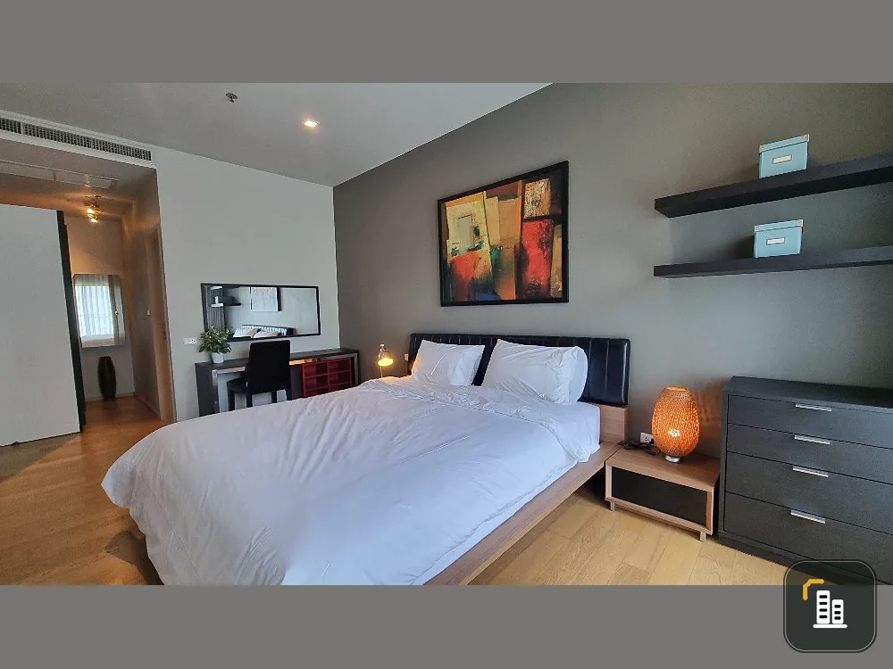 For rent, Noble Refine, 12th floor, fully decorated room, beautiful, very inviting, say you don't miss it, book now, hurry up.