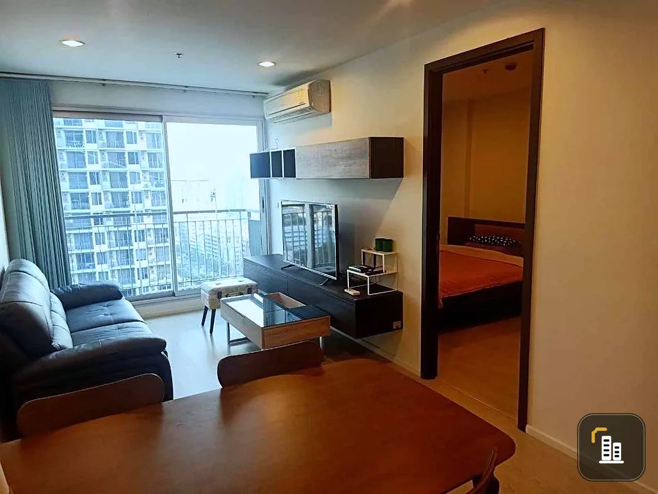 Condo for rent, Rhythm Sathorn - Narawat, nice room, good size, fully furnished, good price, just drag your luggage in.