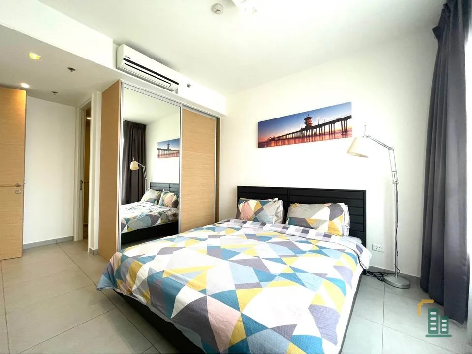 For rent, The Loft Ekkamai, nice room, fully furnished, not expensive, you will regret it if you miss it.