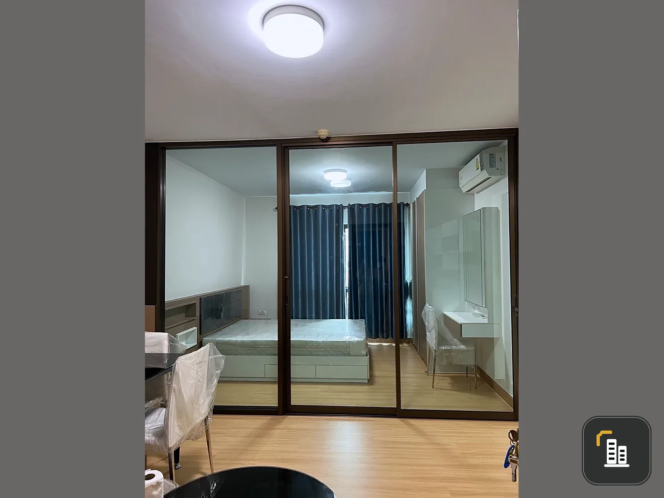 Selling Supalai City Resort, Bearing Station, 3rd floor, partition room, new room, nice to say that you should not miss it, book now.