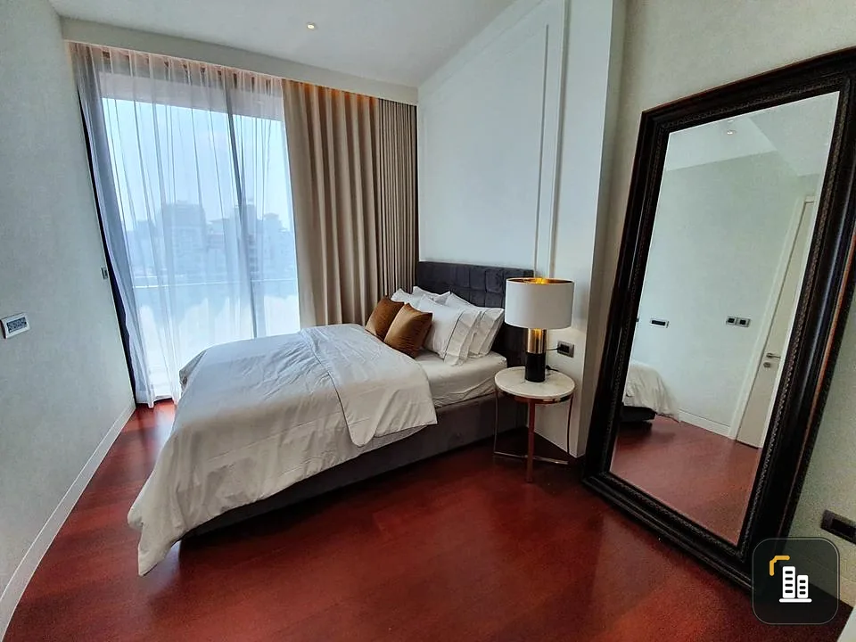 Condo for rent, KHUN BY YOO, beautifully decorated room, spacious size, elegant style, well-marbled bathroom, book now.