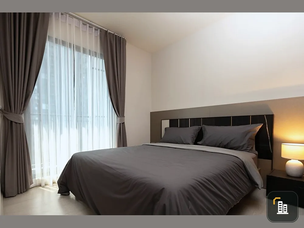 Rhythm Asoke condo for rent, nice room, modern style Built-in, dark tones, great price, don't miss it.