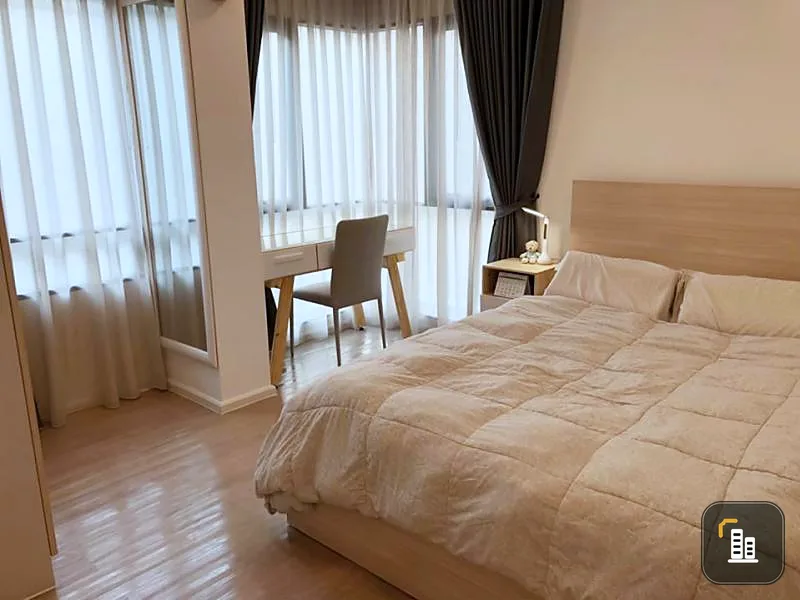 Don't buy, make a big mistake. Sell Wynn Condo Ladprao, corner room!! Very private. Great price, easy to travel anywhere, next to BTS.