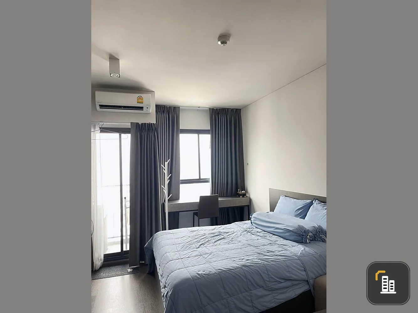 Condo for rent, Ideo Phahon-Chatuchak, 30th floor, the most beautiful view, STUDIO room, ready to move in. Don't miss a lot.