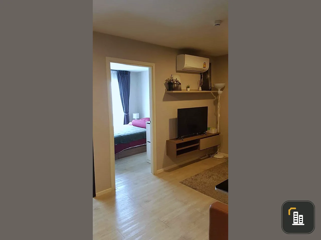 Room for rent, 2 bedrooms, luxury decoration, cave condo, next to a large golden mirror, elegant, ready to move in, beautiful, do not miss
