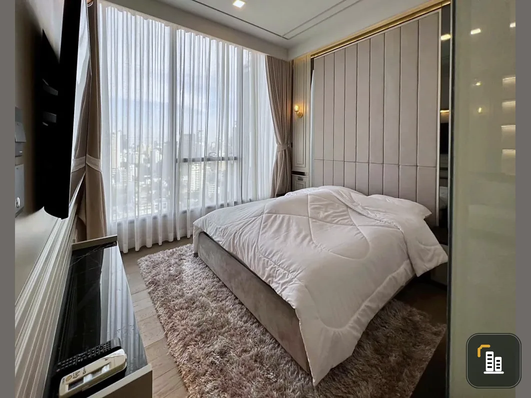 Sell and rent Celes Asoke, Fully Furnished room, 27th floor, clear view, no building blocking Ready for you to reserve.