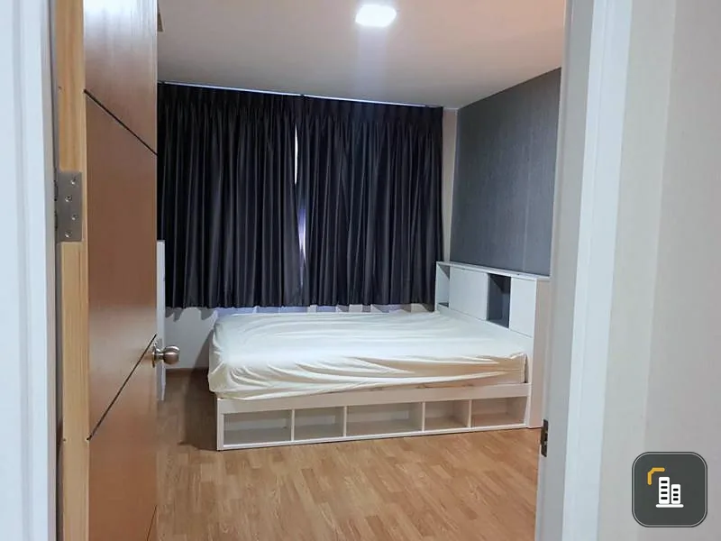 For rent The Maple Ratchada Ladprao Pool View The room is not musty. proportional room The sun shines, hurry