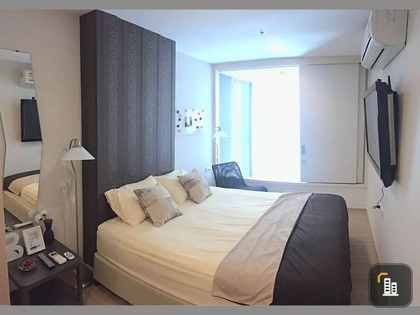 For sale Haus23, Duplex room 52 sq.m., very large viewing window, very beautiful view. Urgent.