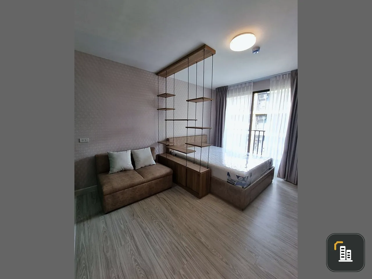 Condo for sale, Nawa living Nawamin 75, wide balcony, comes with Buit-In furniture, interested, hurry up to reserve