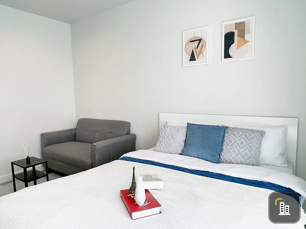Condo for rent, Metro Sky Wutthakat, nice room, modern style The most soft tones, fully furnished, good price, hurry up and book now.