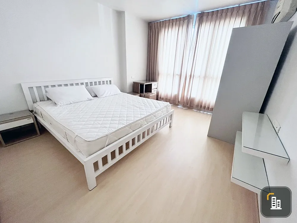 For rent, Life @ Ratchada-Huay Kwang, 11th floor, unblocked view, complete facilities. You can carry your bag and move in.