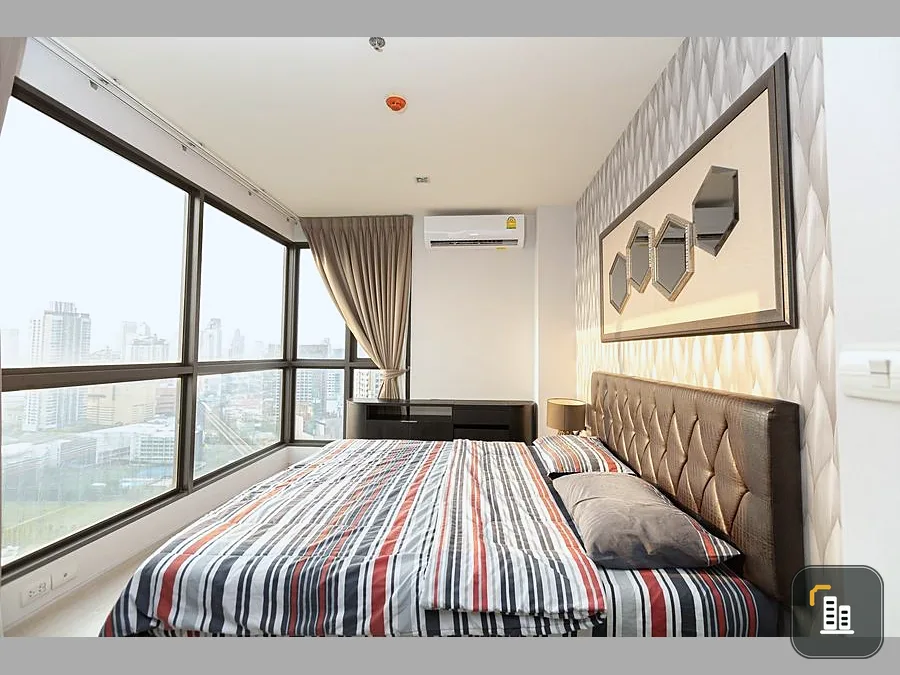 For rent, Rhythm Sukhumvit 44/1 2 Bedrooms 1 bathroom looks very nice, beautiful view, miss it and you will regret it.
