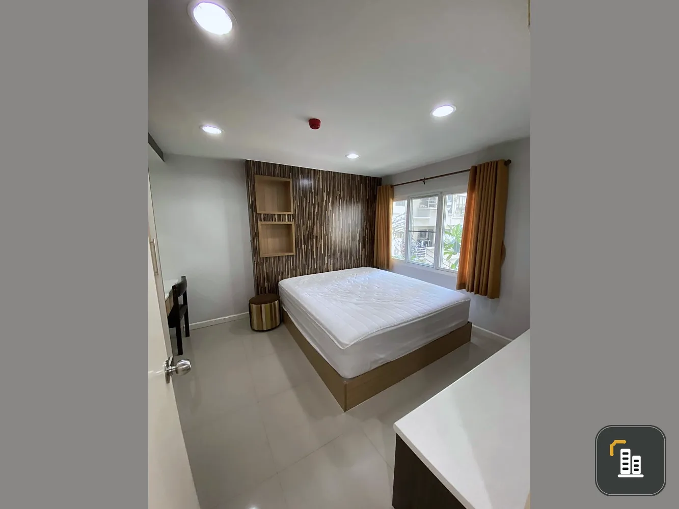 Condo for sale, The Plenary Sathorn, corner room, spacious, very private Partition room is very well proportioned, book now.