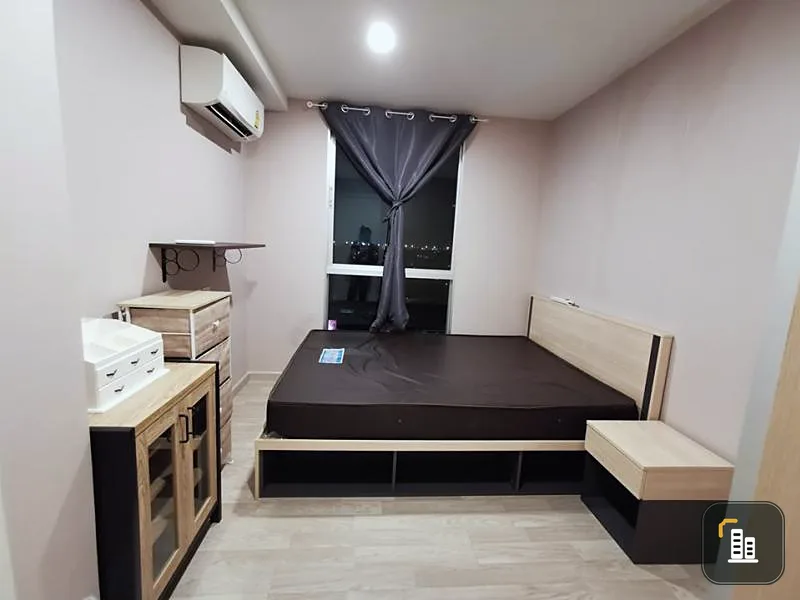 sell! If you are slow, you will miss it. A golden location like this can't be found anywhere else. Another Charoen District that you should not miss. Plum Condo Chokchai 4