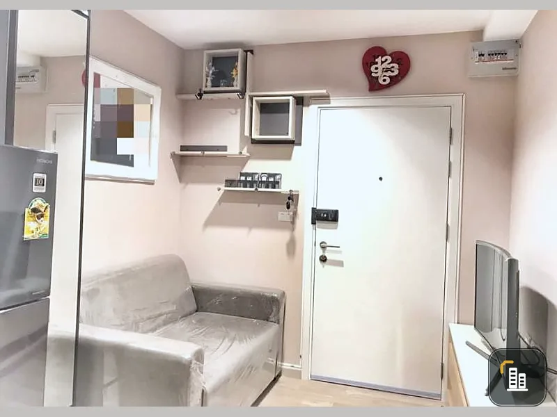 Plum Chokchai 4 condo for sale, like new, furnished, ready to move in The bedroom is not attached to anyone. The room has no other building blocking it.