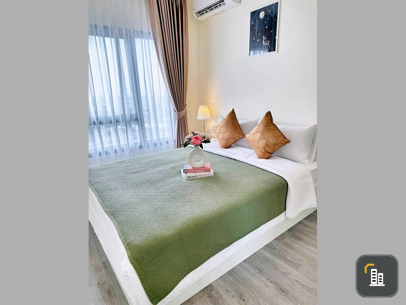 For rent, Rich Park Triple Station, 37th floor, high floor, good view, beautifully decorated room, ready to move in. Hurry up and book now. Don't wait