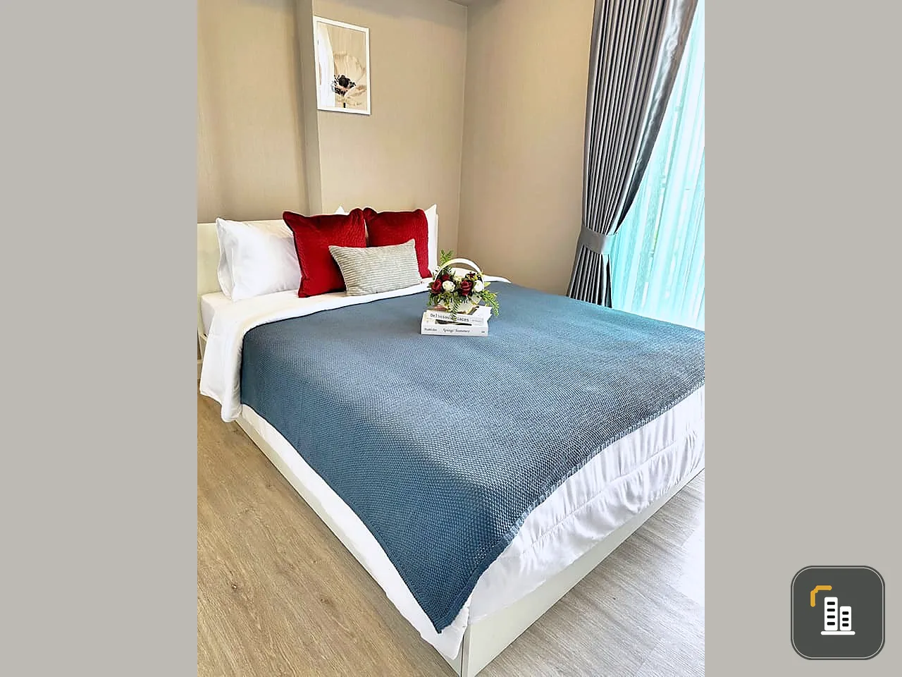 For rent, Metro Luxe Riverfront Rattanathibet, 8th floor, corner room, beautifully decorated, ready to move in, book now, don't wait.