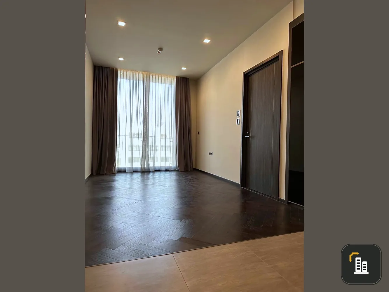 Sell The Monument Sanam Pao, 10th floor, spacious room. With full decoration, book now, hurry up.