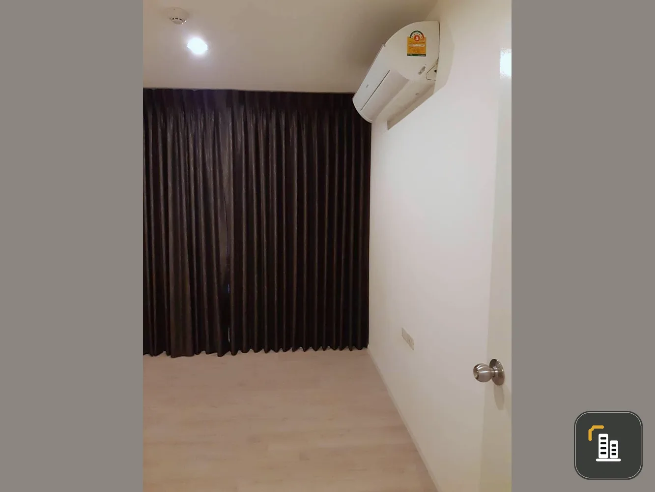Condo for sale, Aspire Sathorn-Thapra, empty room, affordable price, people who love room decoration, can tell that they need to book urgently.