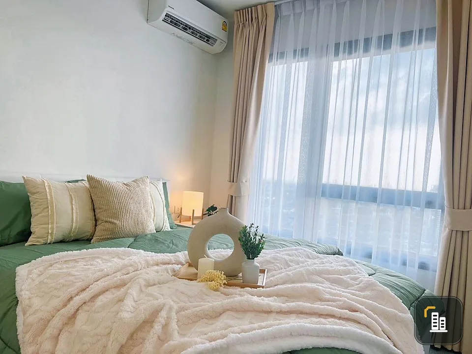 Condo for rent, Rich Park Triple Station, complete with furniture and electrical appliances. Ready to move in