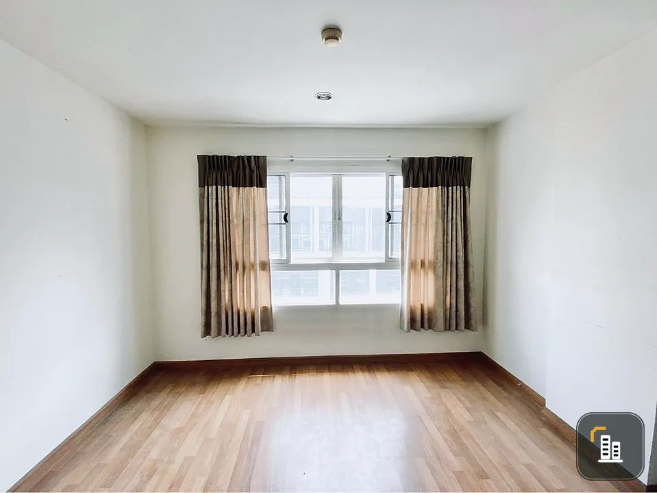 For sale, U Sabai Rama 4 - Kluay Nam Thai, empty room, wide balcony, room decoration line, must hurry and reserve now.