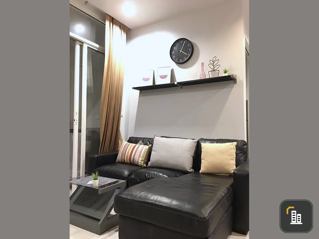For rent, Ideo Verve Ratchaprarop, 2 bedrooms, fully furnished, ready to move in. Only one bag is in.