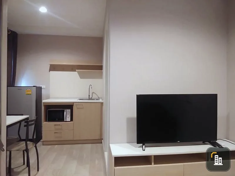 For sale, for rent, Plum Condo Chokchai, 4 rooms, ready to move in, near MRT, very low price, definitely don't miss it.