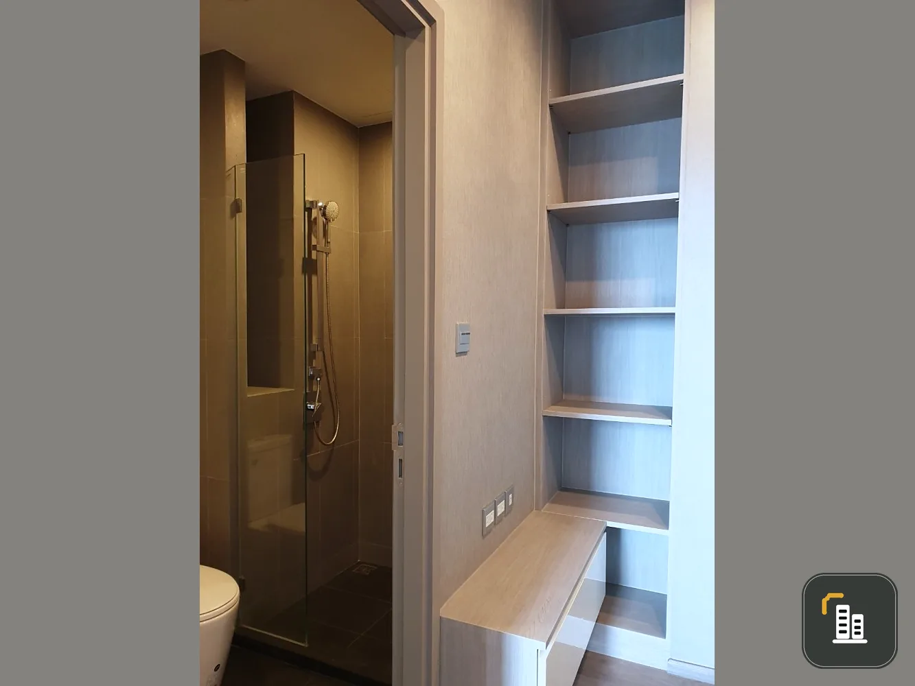 Condo for sale, Whizdom Avenue Ratchada-Latprao, spacious room, has usable space, not too expensive, buy now.