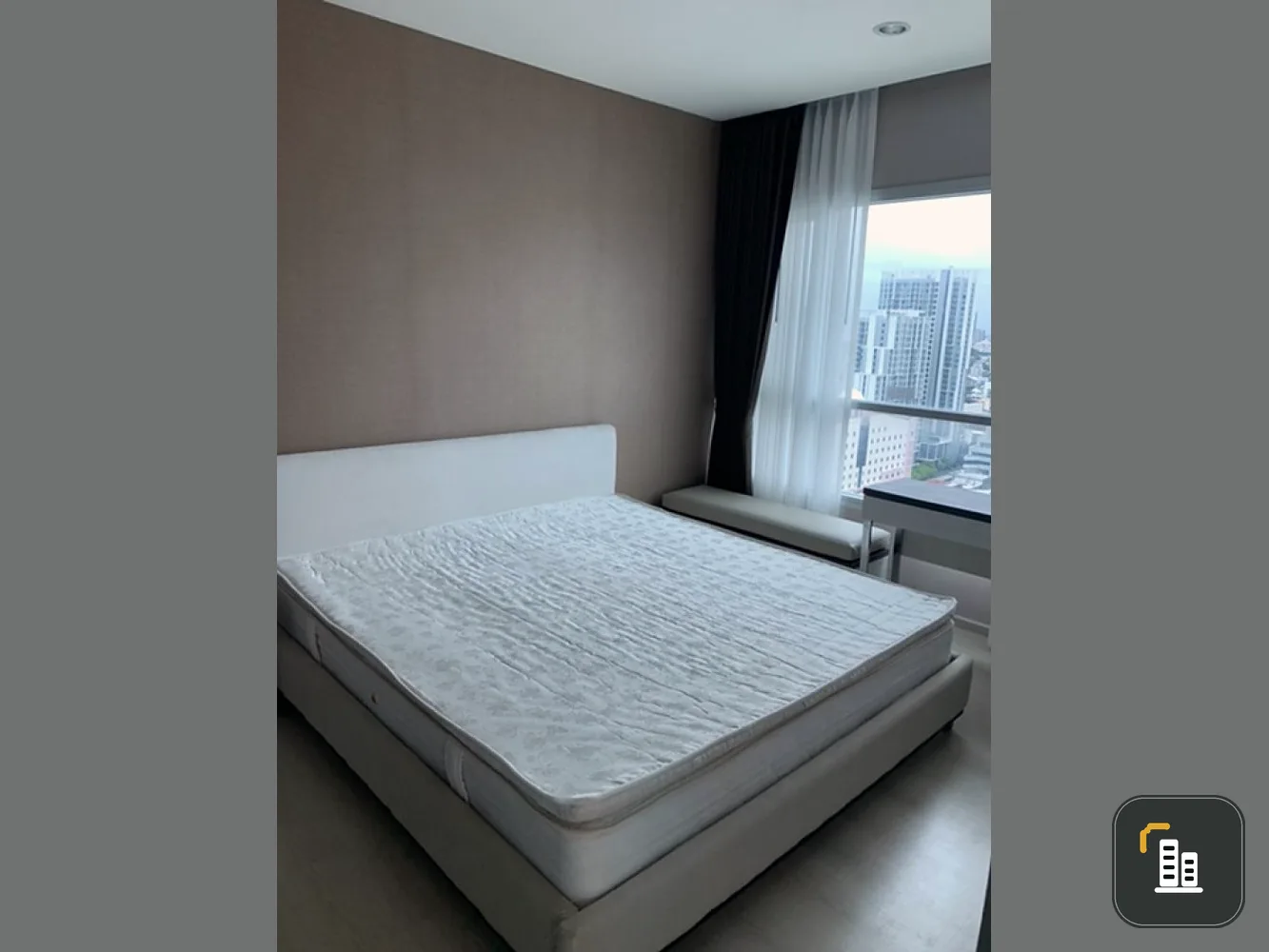 Urgent sale!! Condo Life Ratchadapisek, 26th floor, Building A, high floor, good view, affordable price, ready to move in, hurry up and book now!!