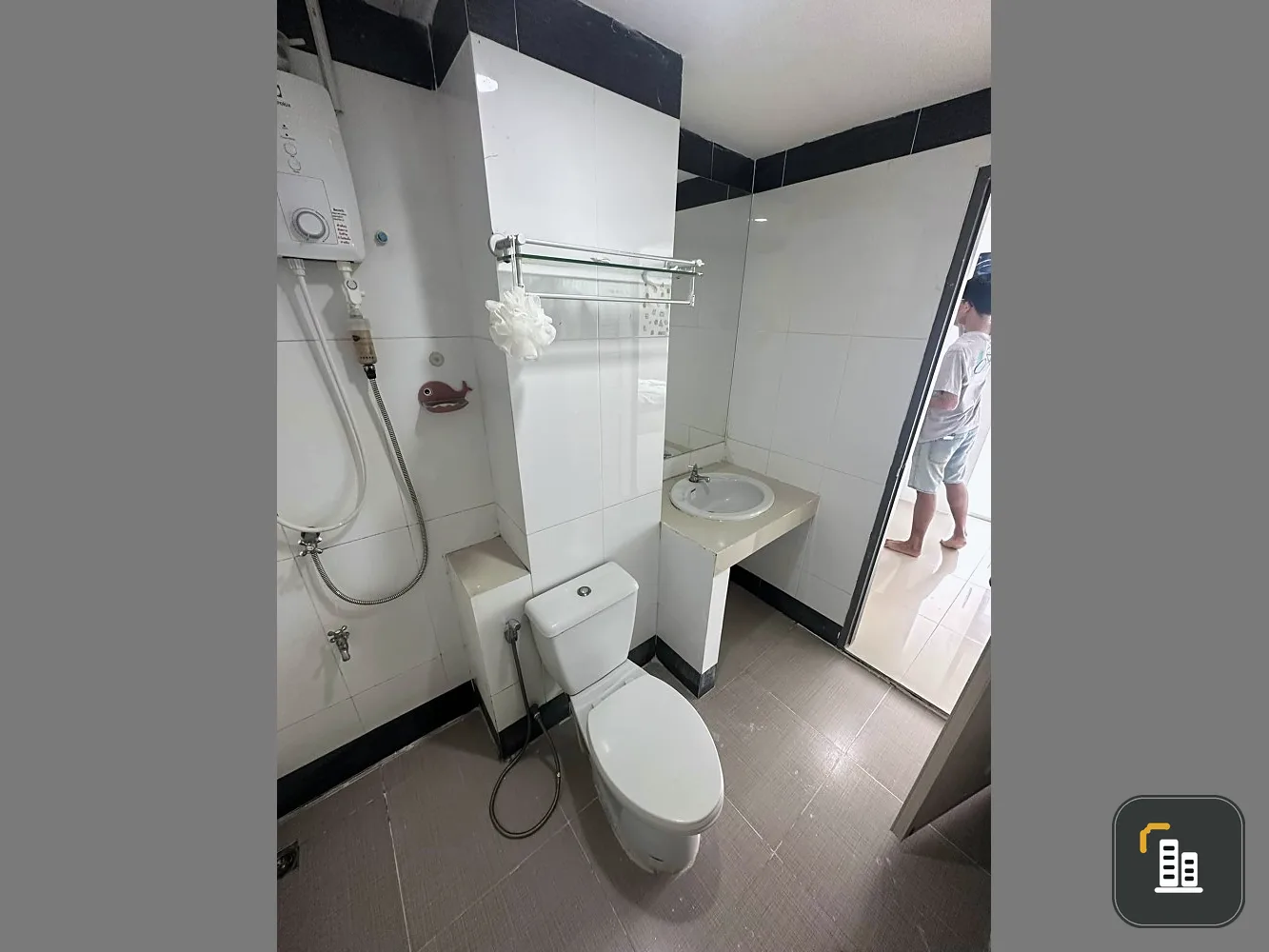 Beston Condo for sale, 1 Studio room, lots of usable space, friendly price, hurry and own it now.