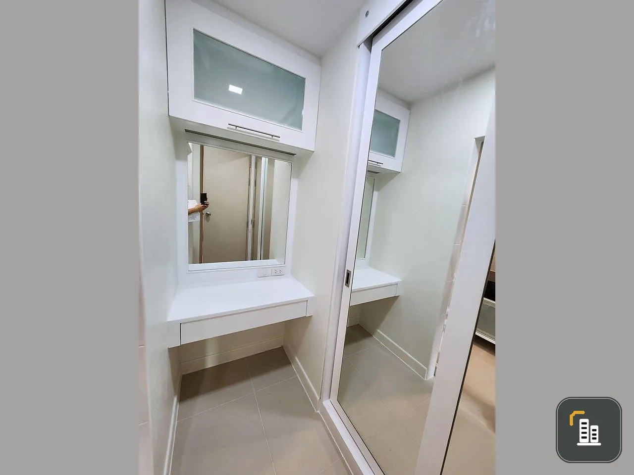 For sale: Ideo Mix Sukhumvit 103, 17th floor, Building B, beautiful view. Hurry and reserve it as an owner. Urgent.