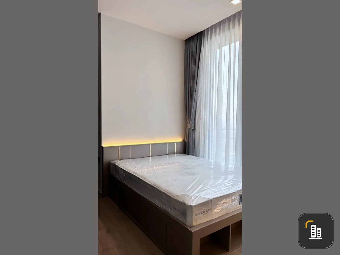 For sale: The Crest Park Residence, corner room, high floor, Chatuchak Park view, fully furnished, extremely beautiful, buy now, don't miss it.