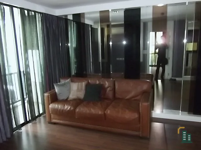 For sale: D 65 Condominium, room decorated with built-ins, 7th floor, so nice to live in, you can't reserve it anymore.