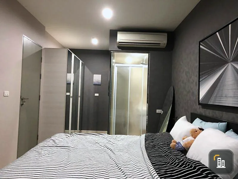 ** Condo for sale Life Ratchada ** Golden location, beautiful decoration, affordable price If you don't book, you're missing out!!!