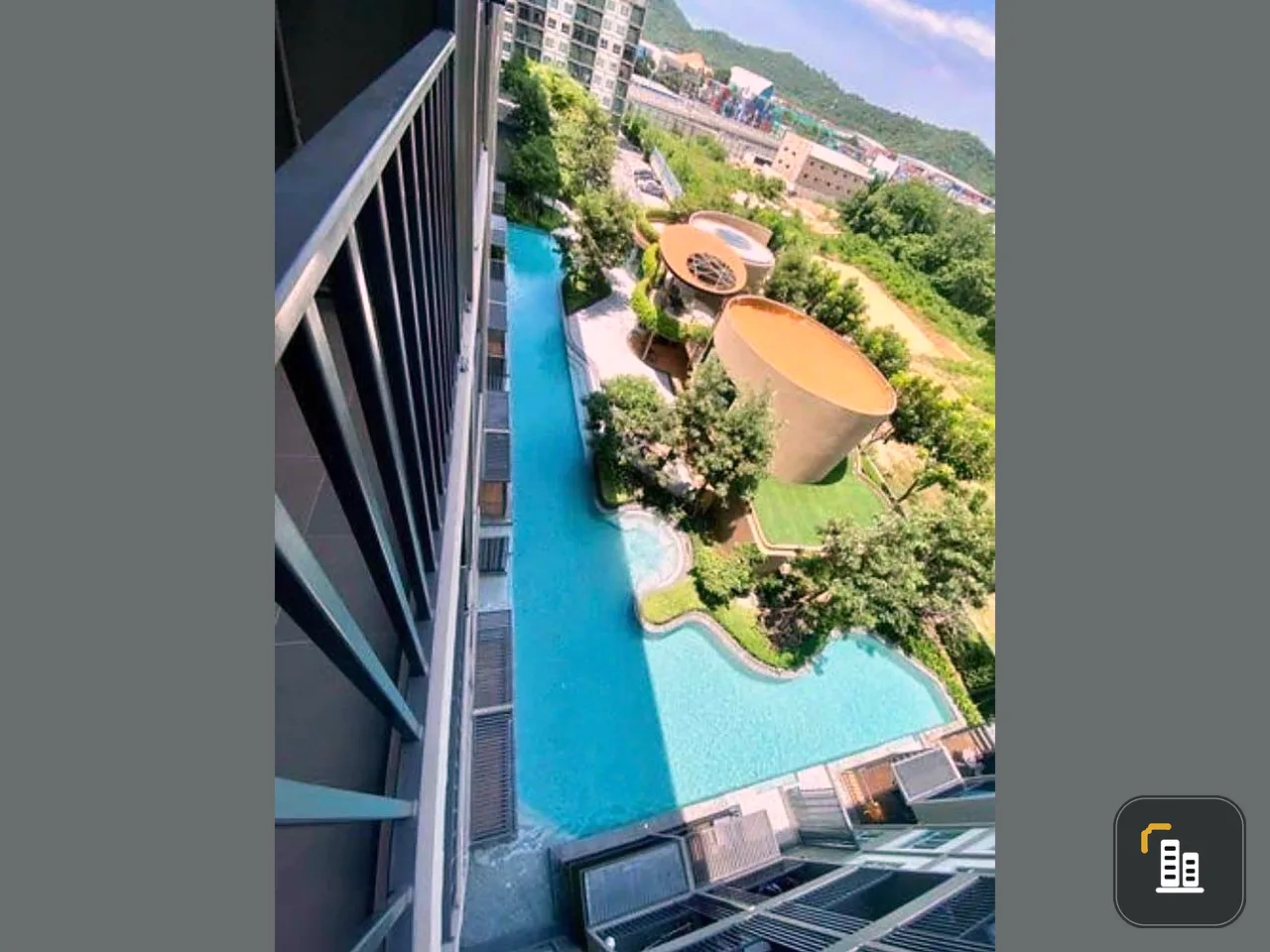 For sale, for rent, D Condo Bliss Sriracha, 1st floor, next to swimming pool. A room this good, you can't reserve it.